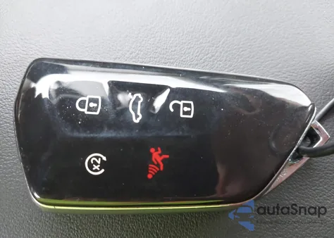 2025 Volkswagen Atlas 2.0T Se W/Technology из США, поврежденный, VIN 1V2WR2CA4SC520489